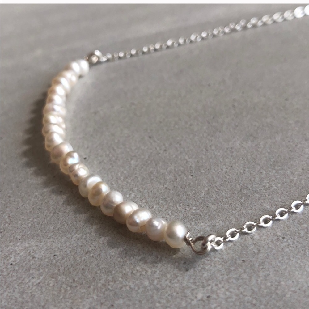 Estrella & Luna Freshwater Pearl Bar Necklace in Ivory and Silver